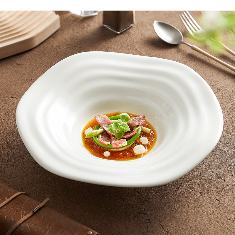Irregular Shaped White Salad P - огляд і ціна Home Cooking Steak
